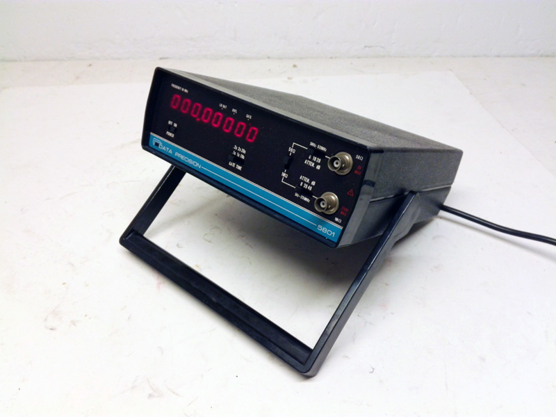 electronica data precision plastico func 220v 7.3-17x21.5x22.5 1u